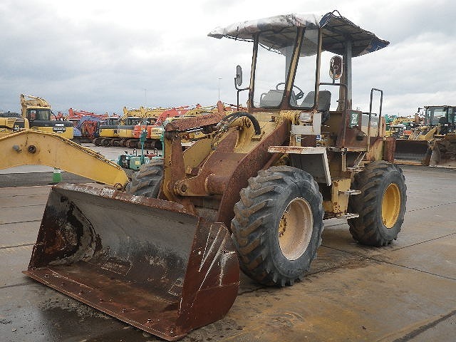 1985 KOMATSU WA100